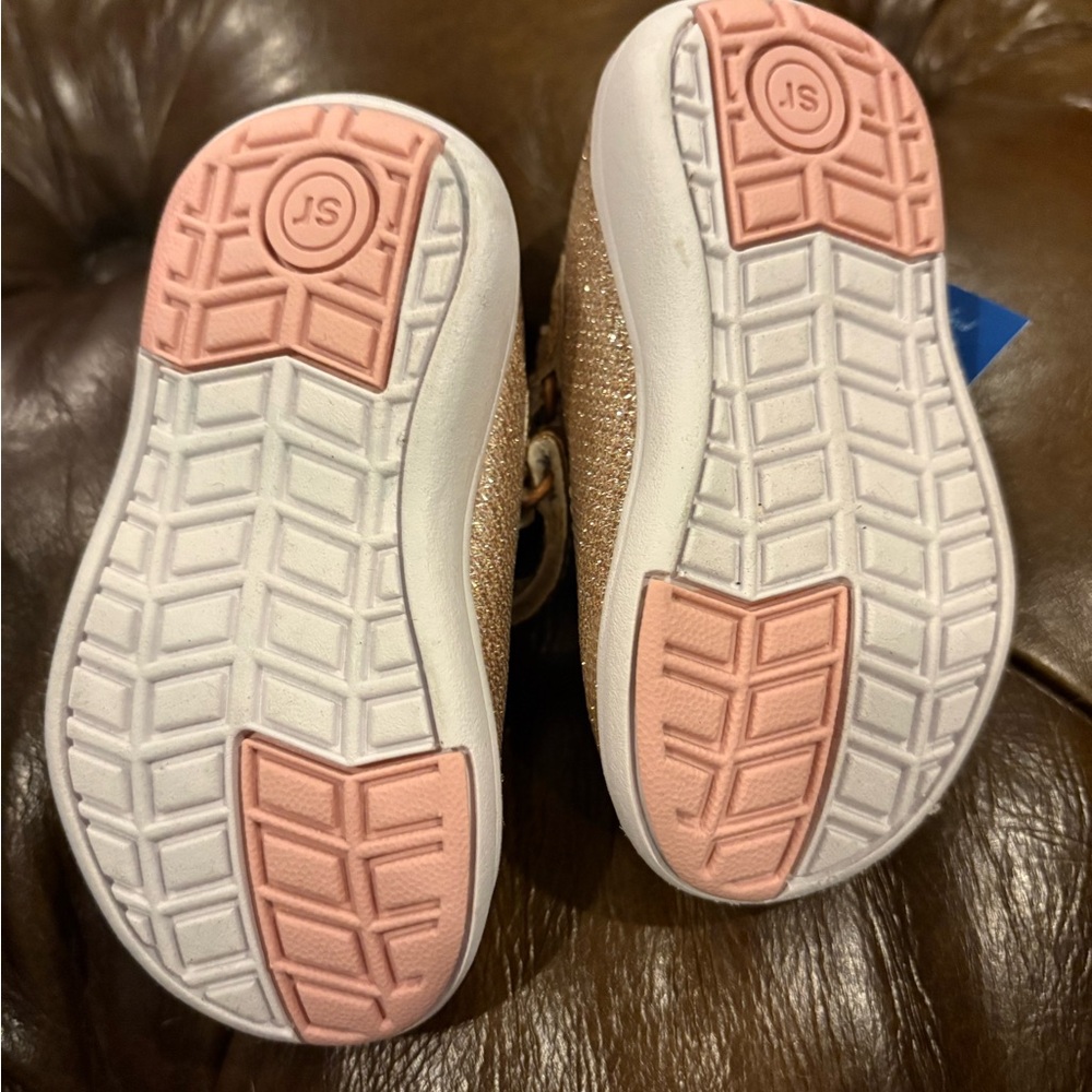 NWT Stride Rite 4.5 XW baby" Holly" Mary Jane's - Picture 4 of 7